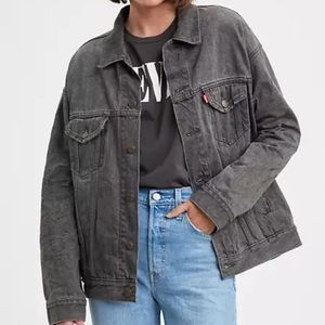 Levi’s Dad Trucker Jacket Women’s